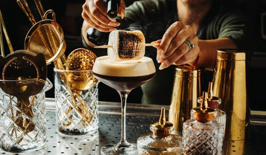 Expresso Martini: O Drink que Acordou a Coquetelaria