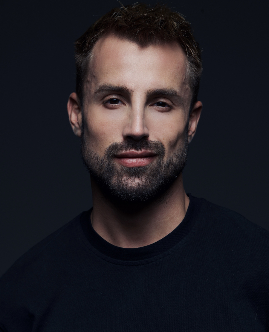 Conheça Lineker Lenhard: O Fotógrafo que Transforma Essência em Arte