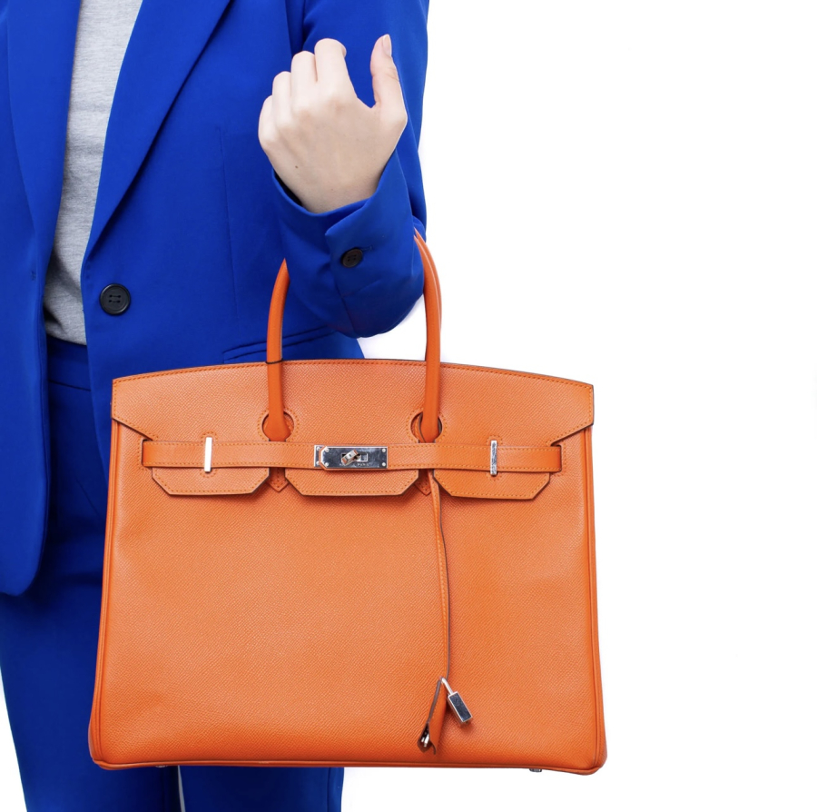 A OBSESSÃO DO LARANJA NA NOVA ERA