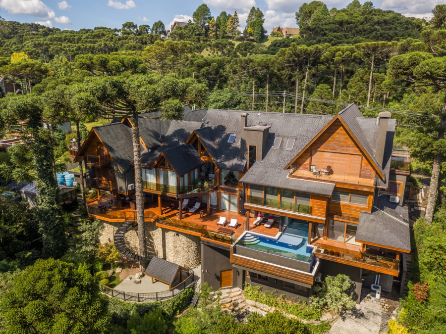 Casa Aspen Mountain: residência de R$ 39 milhões em Gramado traduz exclusividade em meio à natureza preservada